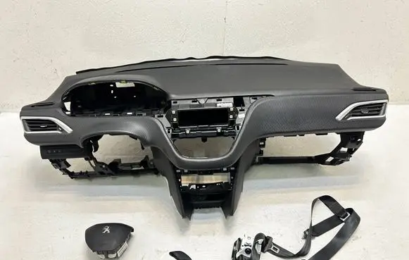 Peugeot 2008 I Dashboard