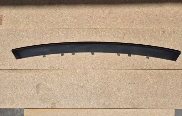 Porsche Cayenne (92A) Front bumper splitter molding 7P5807973