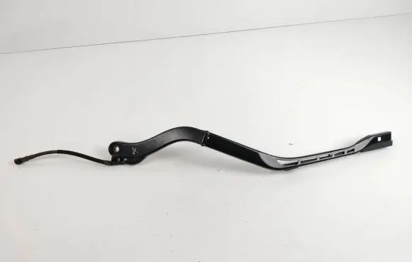 Volvo XC90 Front wiper blade arm 31391846