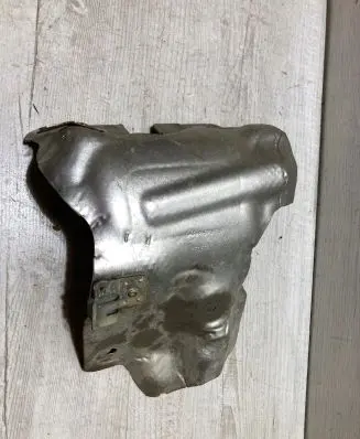 Mini One - Cooper F56 F55 Heat shield in engine bay 8579397