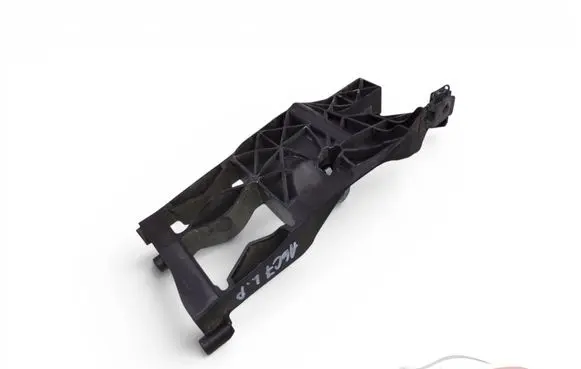 Audi A6 S6 C7 4G Headlight/headlamp mounting bracket 4G0805608A