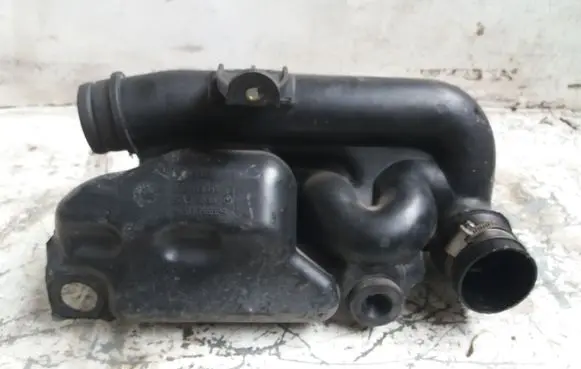 Audi A2 Air intake duct part 036133354