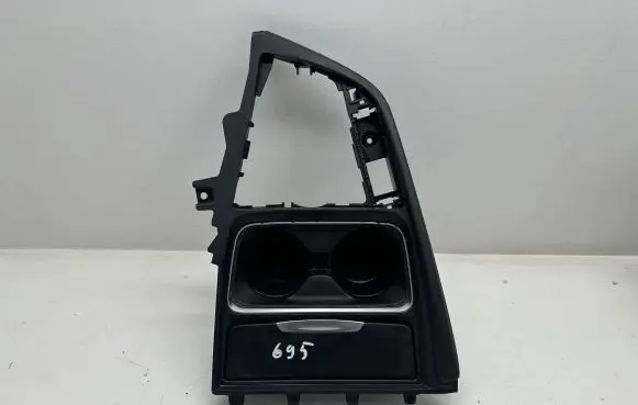 Cup holder front