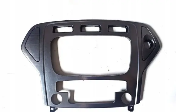 Ford Mondeo MK IV Radio/GPS head unit trim 