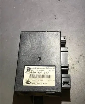 Audi A4 S4 B7 8E 8H Tow bar trailer control unit/module 5DS00840800 S0001 8E0907383