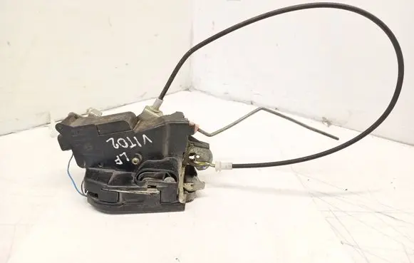 Mercedes-Benz Vito Viano W639 Front door lock A6397200435 126201004001 13072006