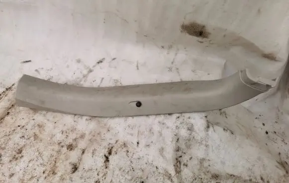 Renault Laguna III Other trunk/boot trim element 909030001R