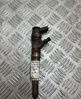 BMW 3 E90 E91 Fuel injector 7794435 0445110209