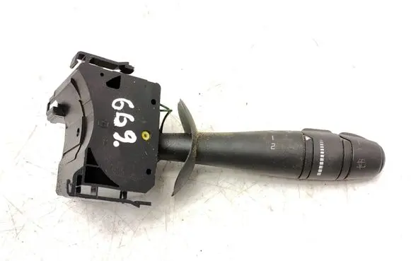 Renault Laguna II Wiper control stalk 8200012244