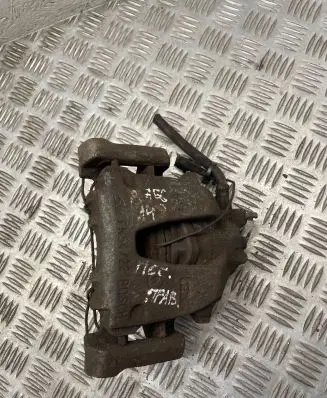 Alfa Romeo 156 Front brake caliper