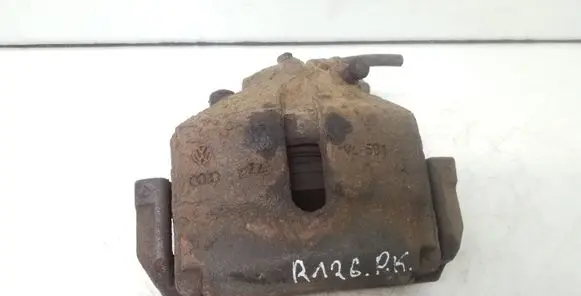 Volkswagen Touran I Front brake caliper