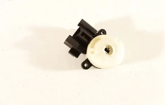 Toyota Yaris Ignition lock contact 