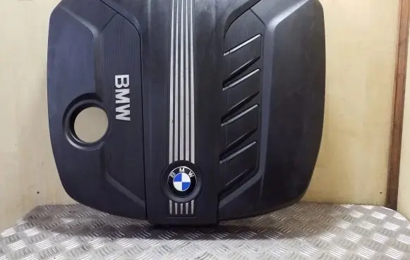 BMW 5 F10 F11 Engine cover (trim) 13717802847 7802847