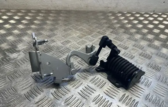 Mercedes-Benz E W238 Tailgate/trunk/boot hinge A2387501500 ZGS006 130917E