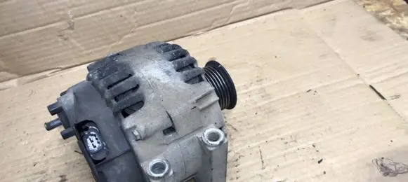Opel Zafira C Generator/alternator 13586366 2618063A