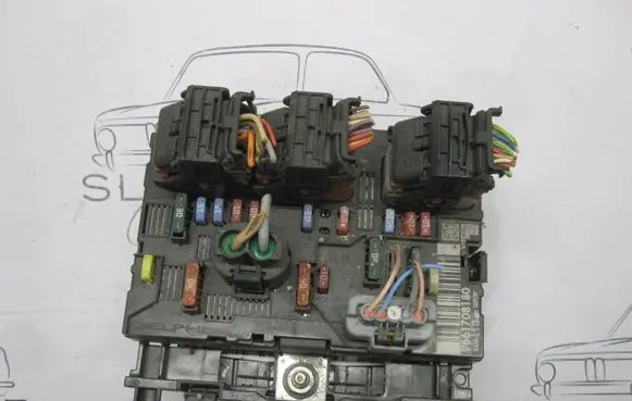 Peugeot 207 BSM Control unit 9661708180 S12272159