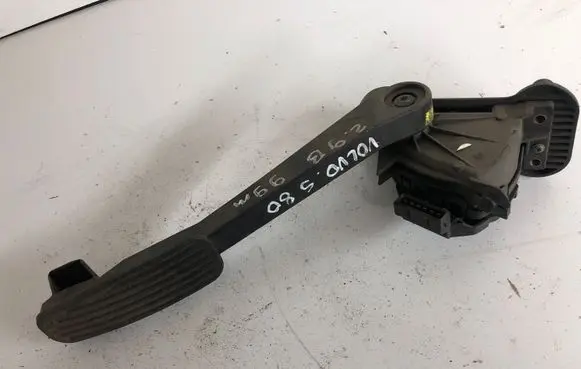 Volvo S80 Accelerator throttle pedal 9157552 00776909