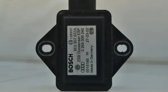 Audi A4 S4 B6 8E 8H ESP acceleration yaw rate sensor 8E0907637A 0265005245 0015195