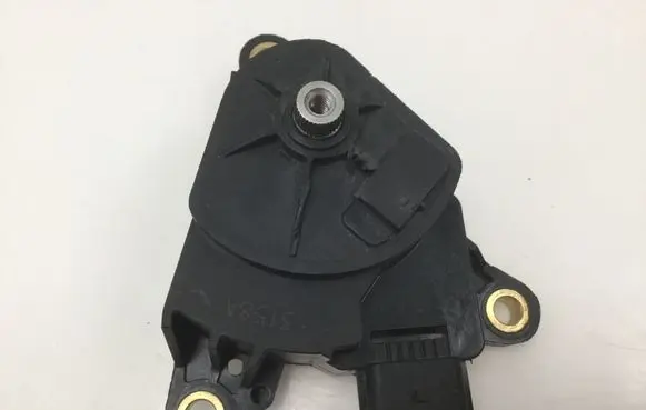 Nissan Qashqai Acceleration sensor 3158A11540