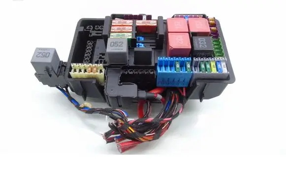 Mercedes-Benz C W205 Fuse box set