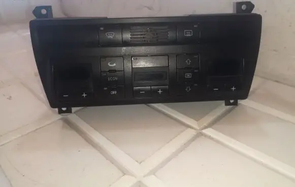 Audi A6 S6 C5 4B Climate control unit 4B0820043F 5HB00760400
