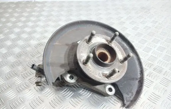 Opel Insignia A Front wheel hub spindle knuckle