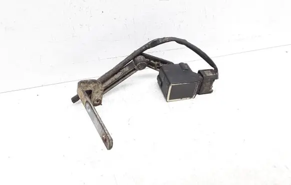Mercedes-Benz ML W164 Headlight/headlamp level sensor A0105427717