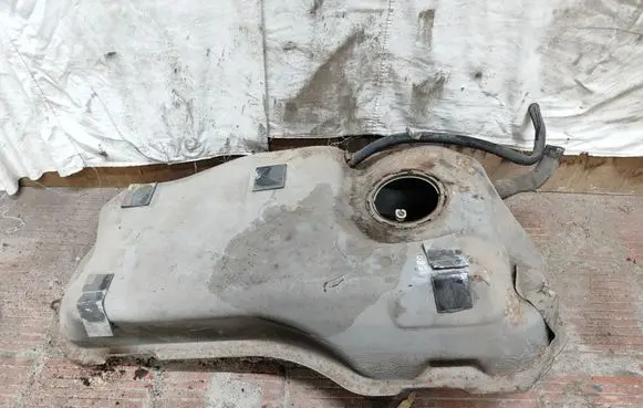 Mazda Tribute Fuel tank 