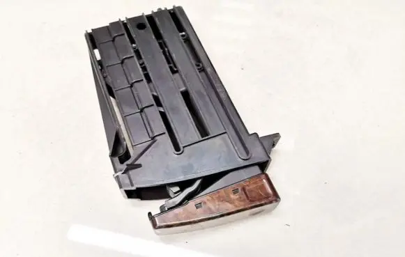 Subaru Legacy Cup holder nf1271k