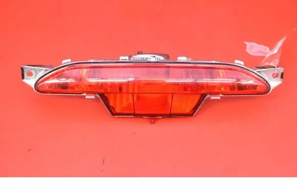Peugeot 208 I Rear/tail lights 9674308980