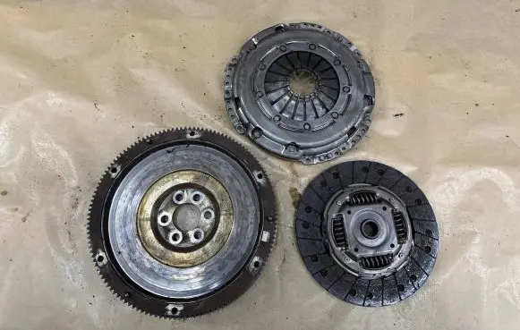Volkswagen Golf VII Clutch set kit 04L3091013