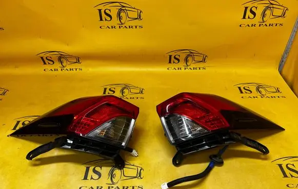 Toyota RAV 4 (XA50) Rear/tail lights 81550-42230 8155042230 81560-42230