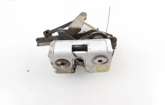 Iveco Daily 30.8 - 9 Front door lock