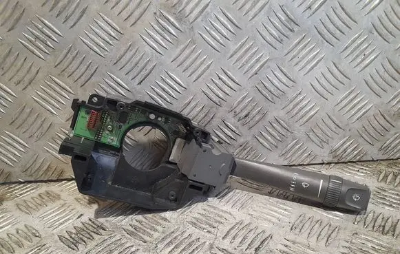 Volvo S60 Wiper control stalk 8666597