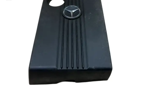 Mercedes-Benz C W204 Engine cover (trim) A2710100867
