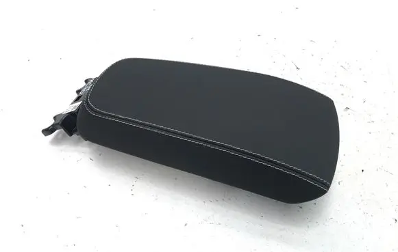 Volvo XC40 Armrest 32352693