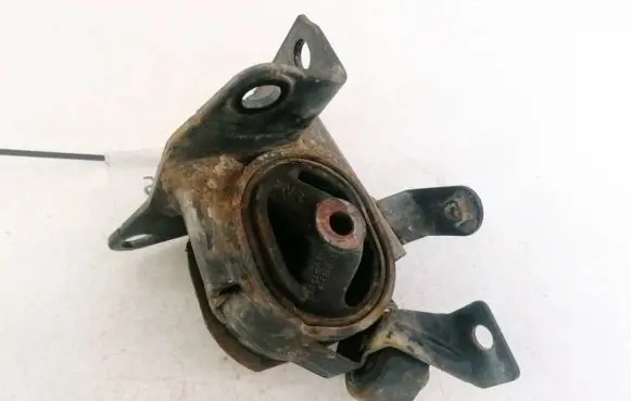 Toyota Avensis T250 Engine mount bracket AV72533 AV-72533