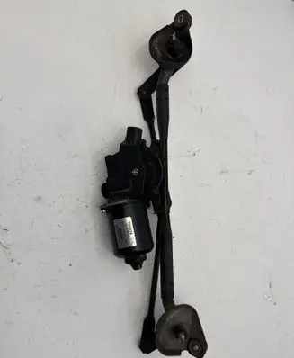 Toyota Corolla Verso AR10 Front wiper linkage and motor 851100F020