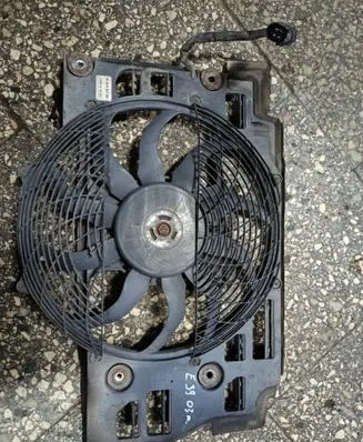 Electric radiator cooling fan