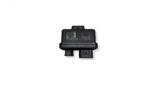 Mazda 6 Glow plug pre-heat relay SH0118650 K4243