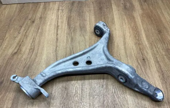 Mercedes-Benz GLE (W166 - C292) Front lower control arm/wishbone 16603