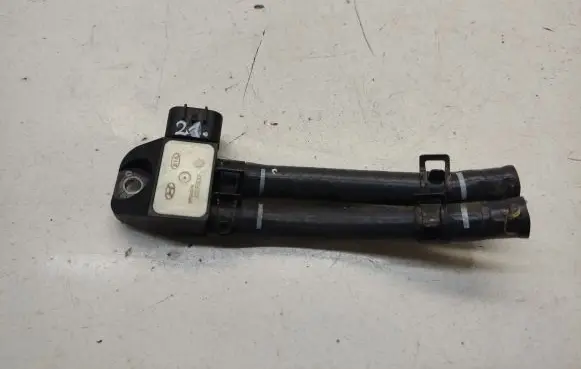 KIA Sportage Exhaust gas pressure sensor 392102F600 9022090001