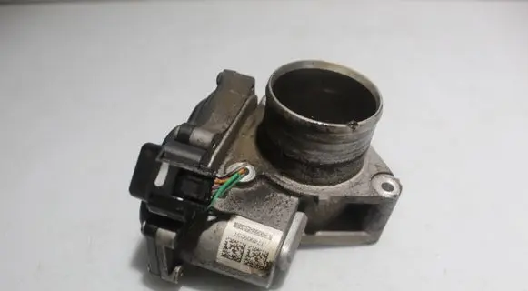 Renault Megane III Engine shut-off valve 174909251