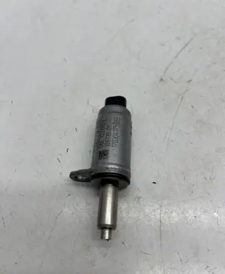 Audi A7 S7 4G Camshaft vanos timing valve 06E103697L 10971901 17030417518B