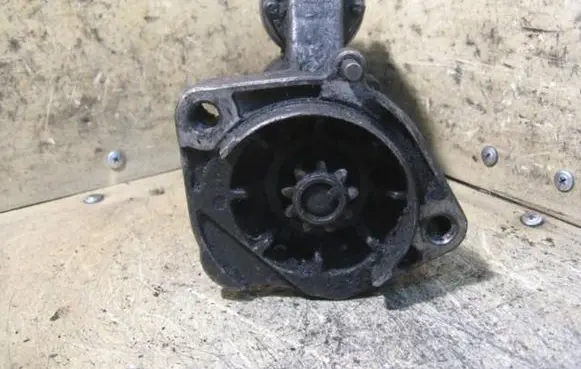 Volkswagen PASSAT B5 Starter motor VWAG068911024L 19TDI25TDI