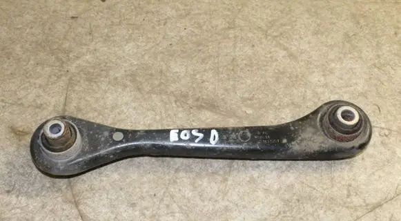 Volkswagen Eos Rear control arm 1K0501529F