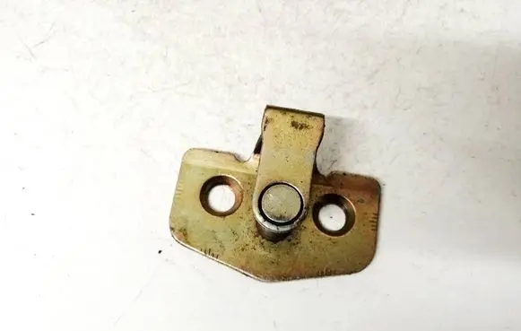 Opel Astra G Front door lock loop/hook striker 