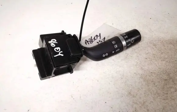 Mazda 3 II Indicator stalk 17d682