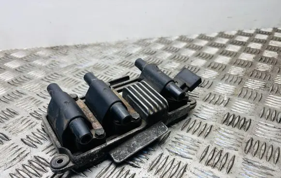 Audi A6 S6 C5 4B High voltage ignition coil 078905104