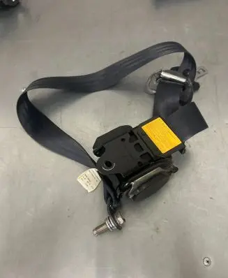 Citroen C-Crosser Front seatbelt 6023602